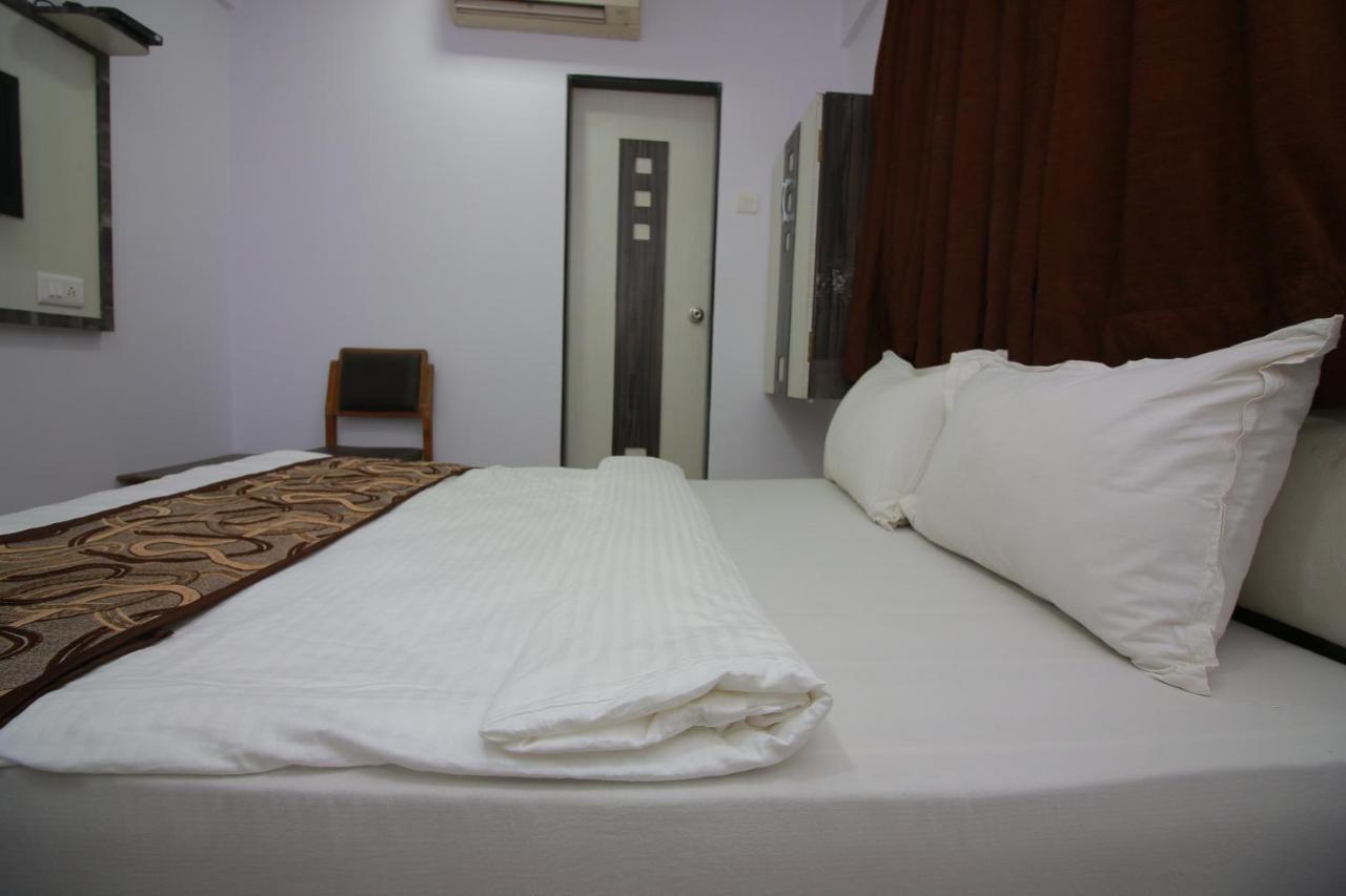 Hotel Apex Navi Mumbai Exterior foto
