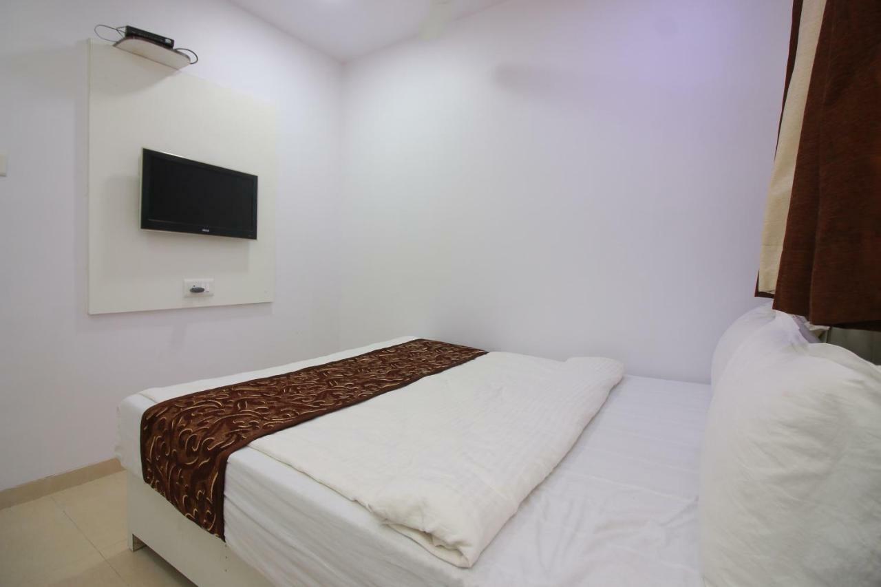 Hotel Apex Navi Mumbai Exterior foto