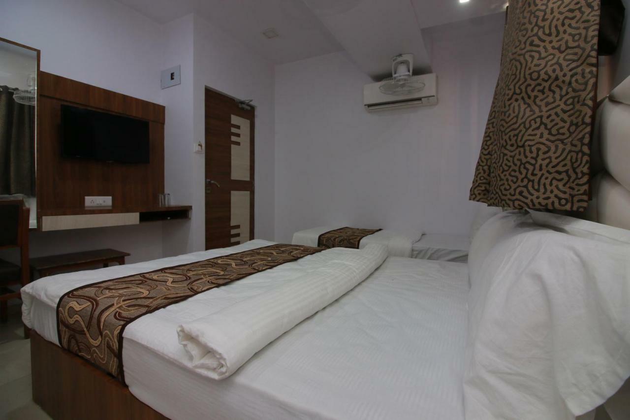 Hotel Apex Navi Mumbai Exterior foto